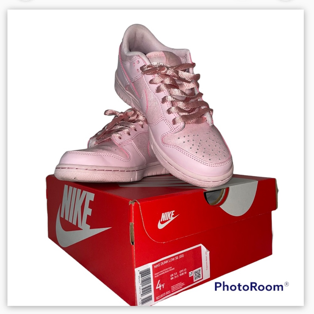 Nike 2022 Dunk Low SE GS 'Prism Pink' - Size 4Y (5.5 woman’s)